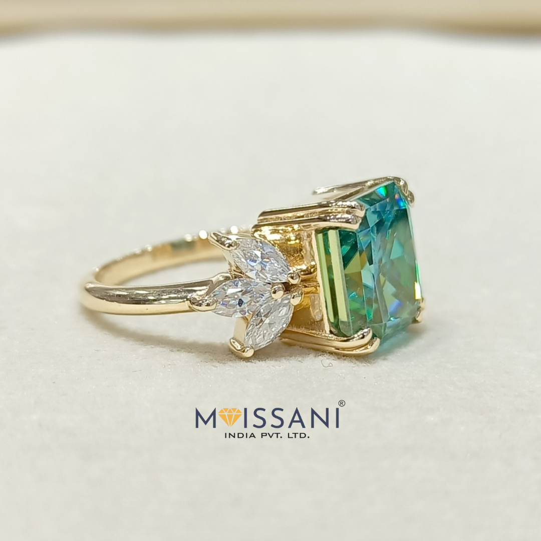 Moissanite Green Radiant Shape Ring - Moissani.in