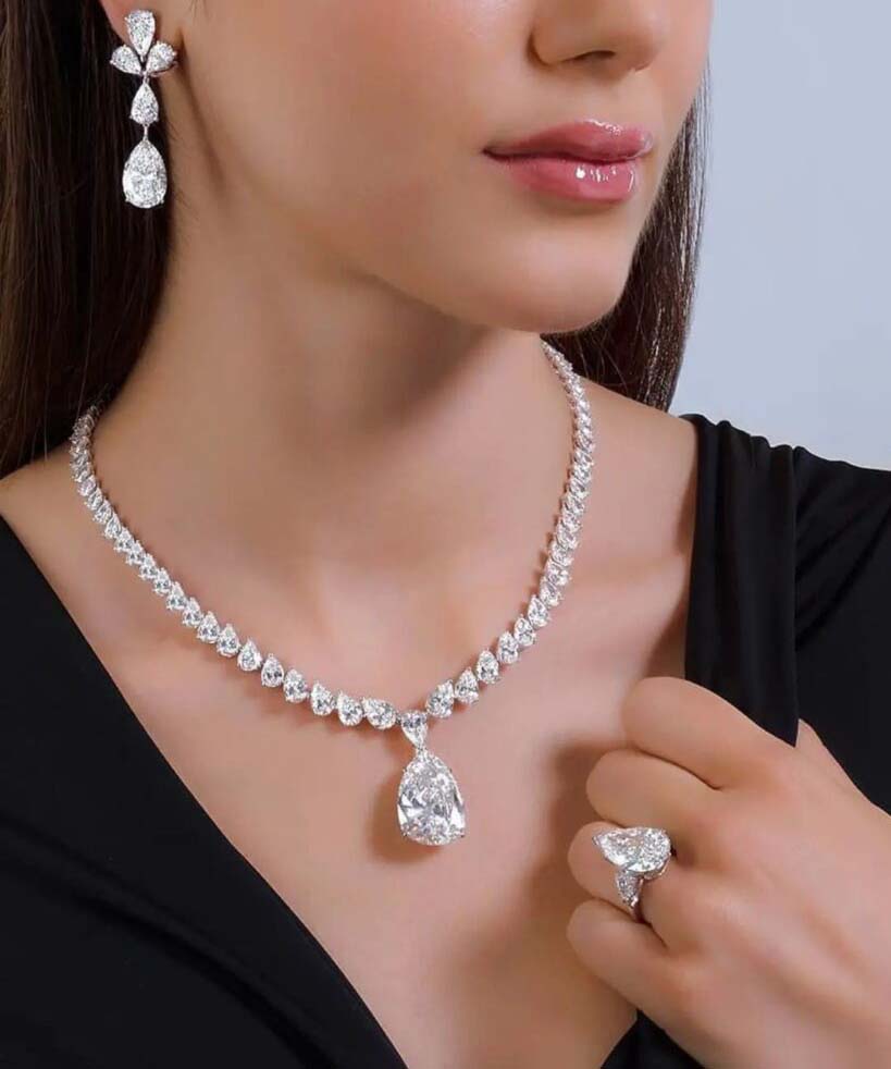 14k White Gold Laboratory Grown Sideways Pear Shape Diamond Necklace
