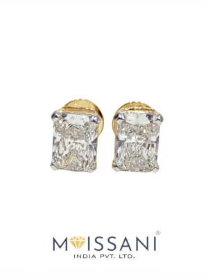 Lab-Grown Diamond Radiant Shape Earring - LE0077