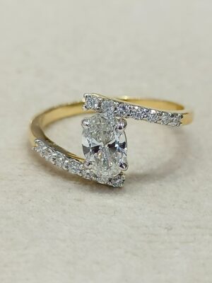Lab-Grown Diamond Oval shape Ring - NR0015