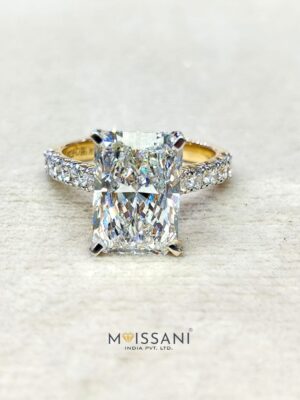 Lab Grown Diamond Radinat Shape Ring- LG0370