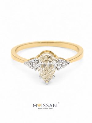 Lab Grown Diamond Pear Shape Ring- LG0360